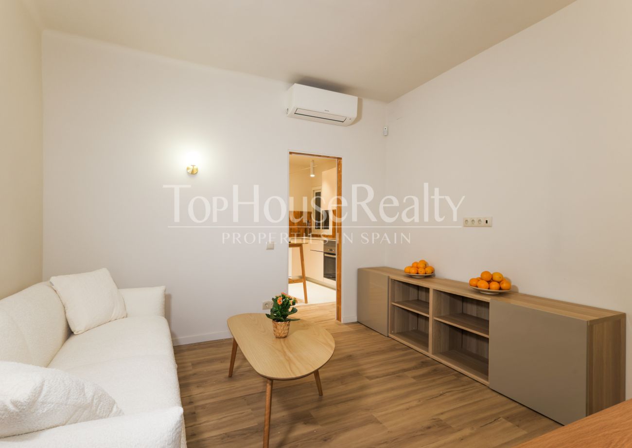 Отремонтированная квартира у подножия Монжуика