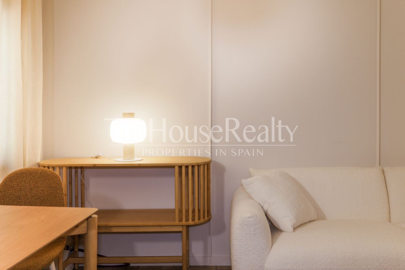 Отремонтированная квартира у подножия Монжуика