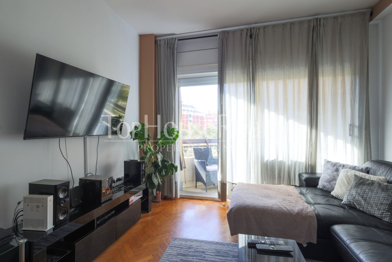 Светлая меблированная квартира в аренду в районе Les Corts