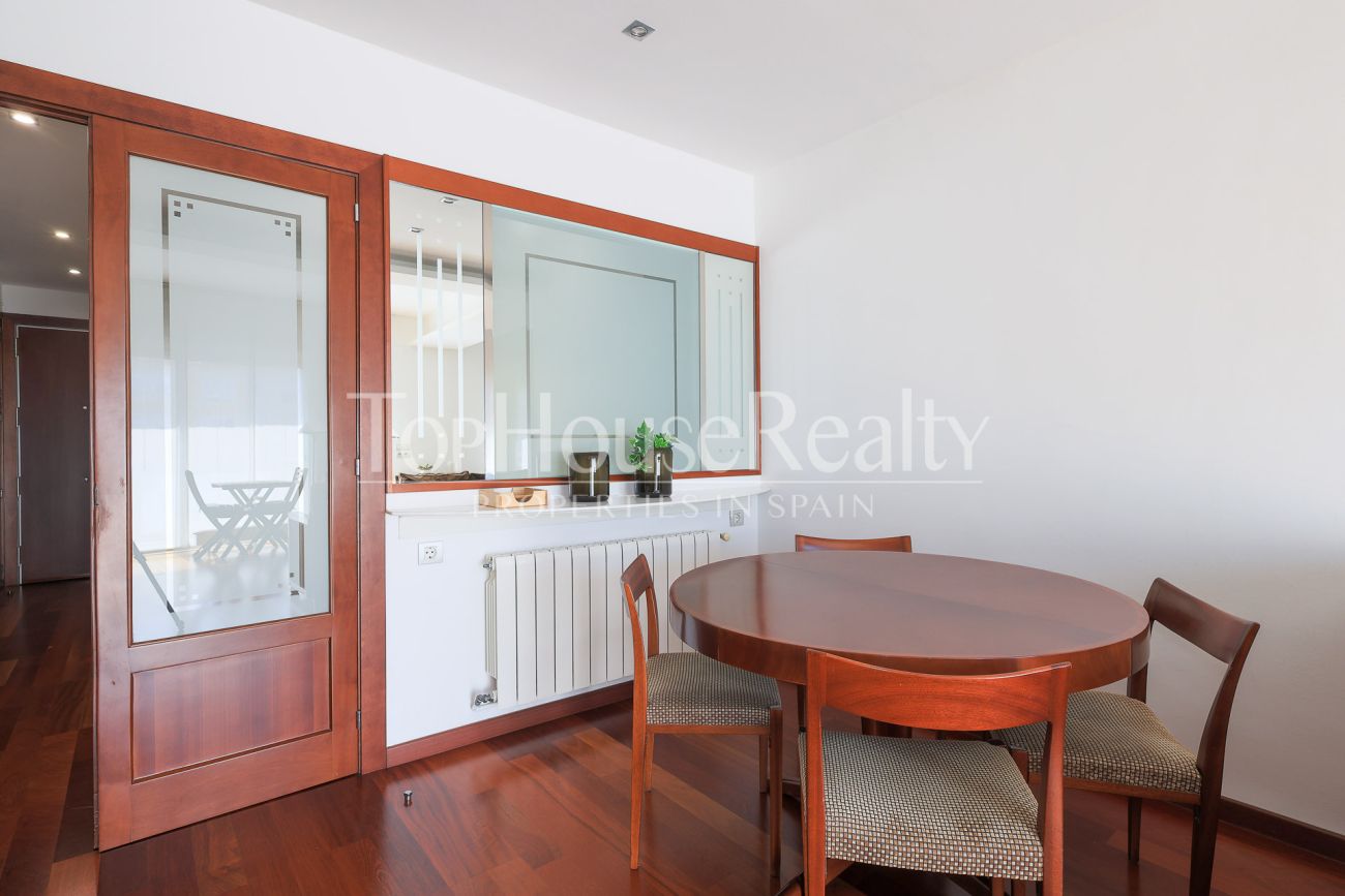 Квартира на улице Enric Granados, Барселона — светлая, отремонтированная и в престижной локации