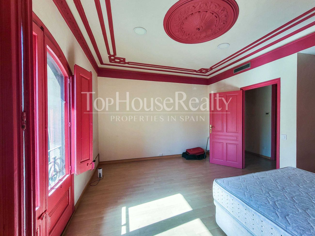 Элитная квартира в историческом доме в El Born, Barcelona: объект под ремонт на Marquès de l'Argentera