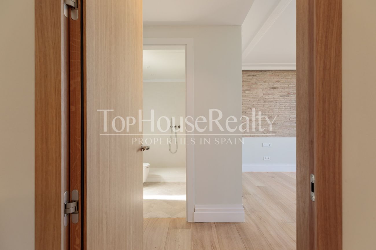 Пентхаус, где свет хранит память