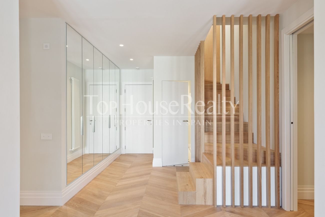 Пентхаус, где свет хранит память