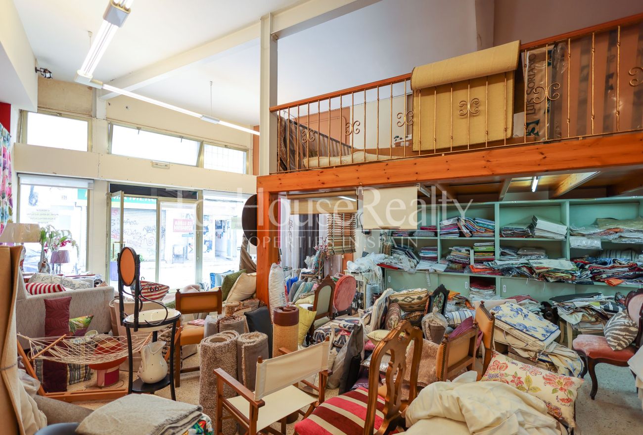 Коммерческое помещение в аренду в престижной зоне Ситжеса