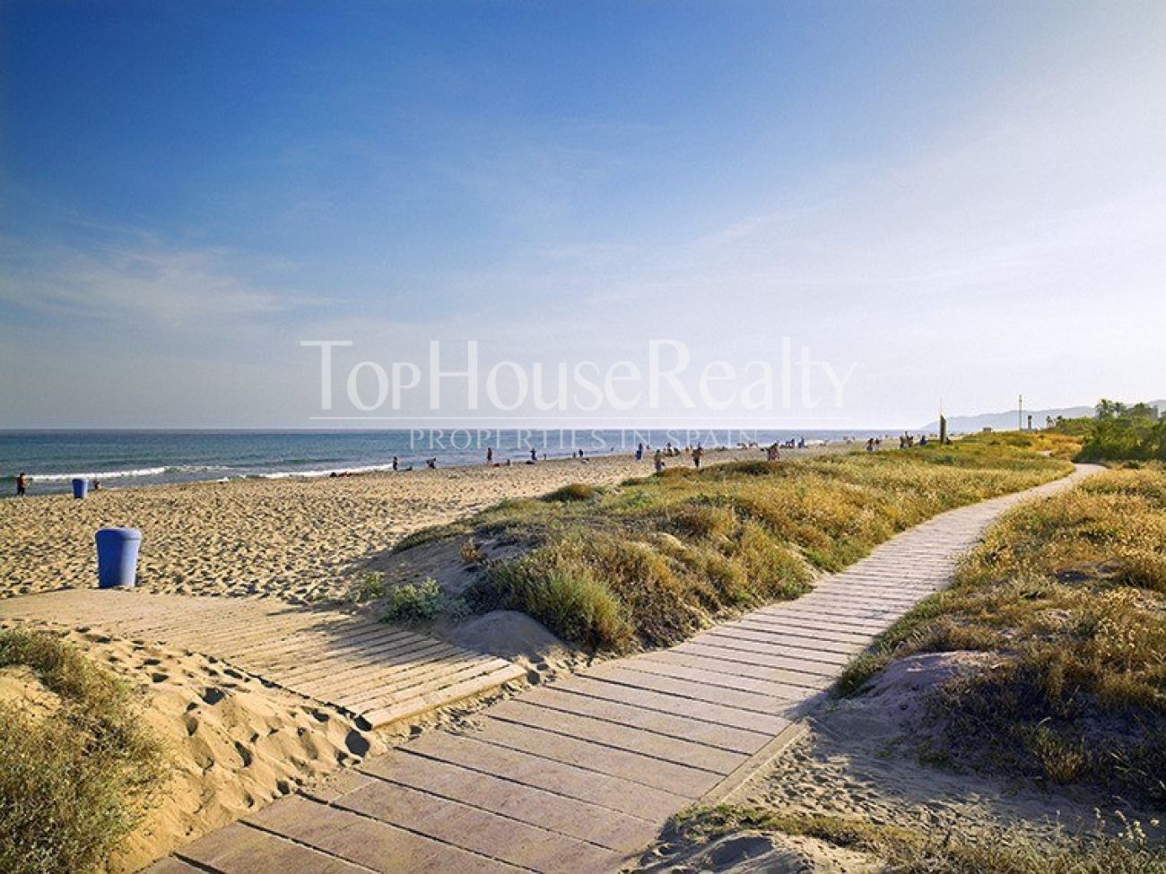 Эксклюзивный участок в «Золотой миле» Гавà Мар