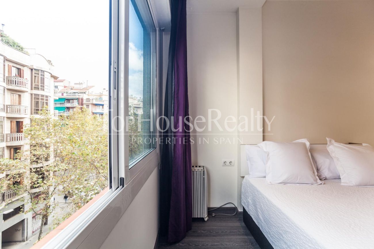 Отремонтированная квартира в районе Эшампле, Барселона