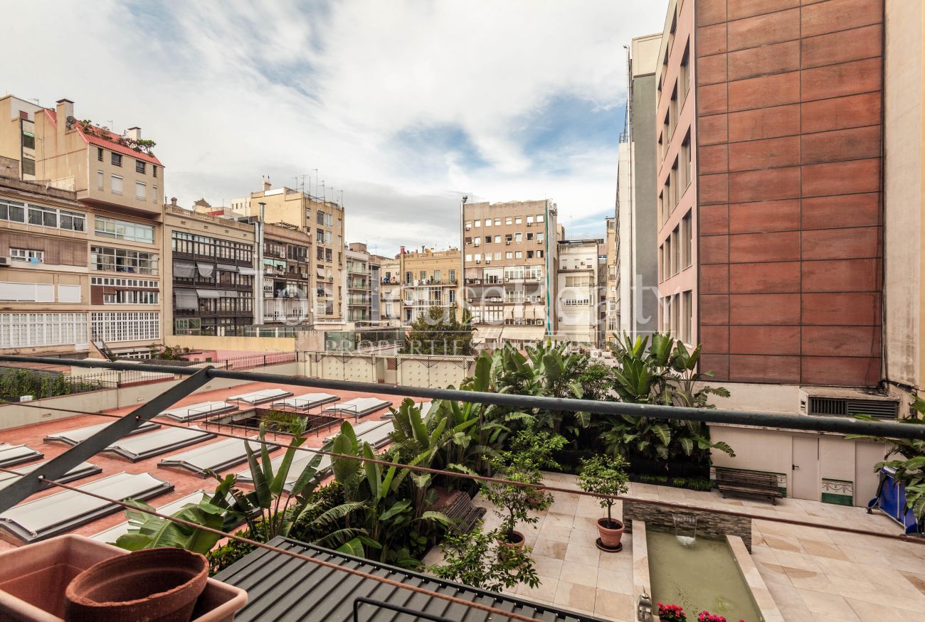 Квартира на самой престижной улице Барселоны, 200м2
