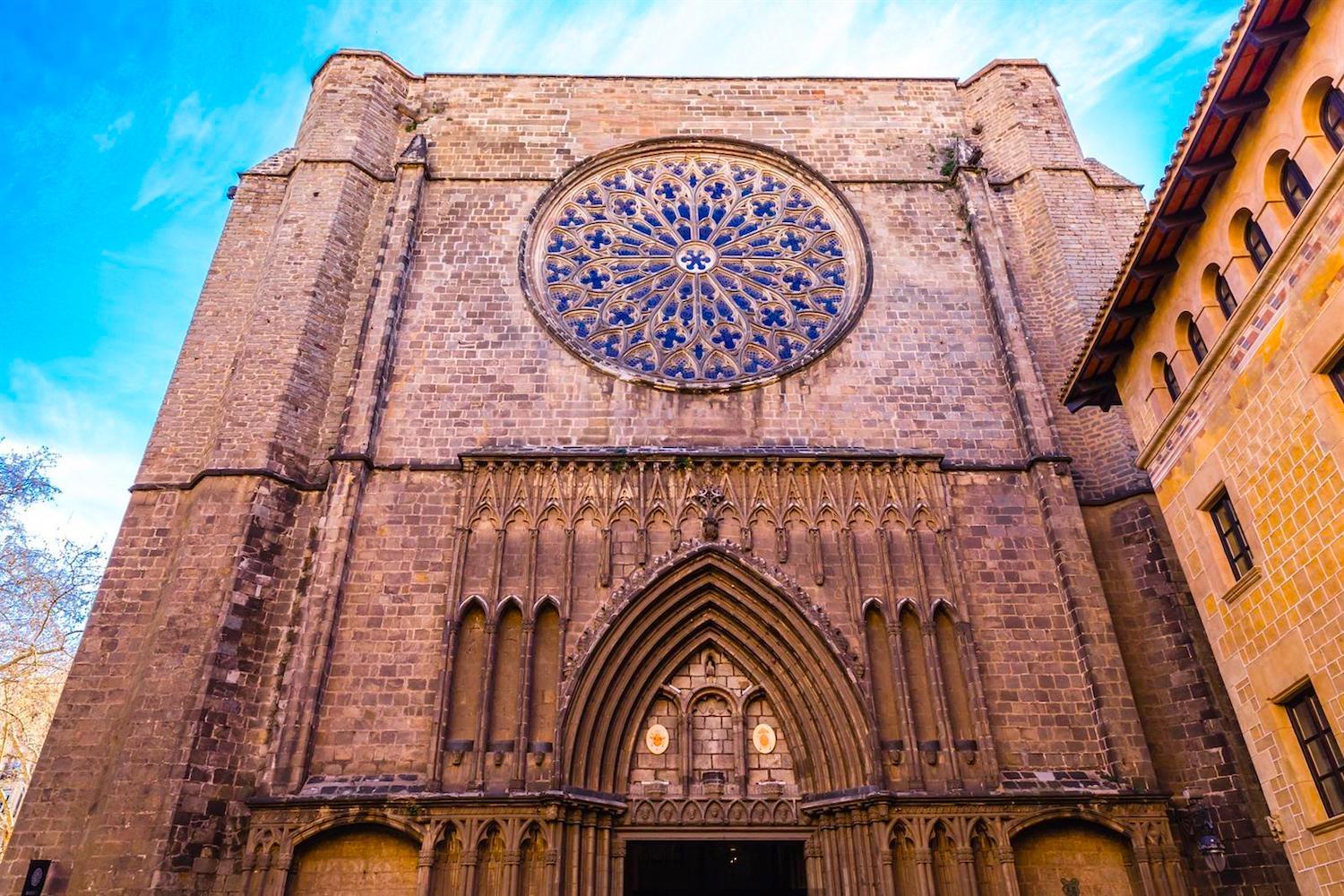 Тайны барселонского собора Санта-Мария-дель-Пи