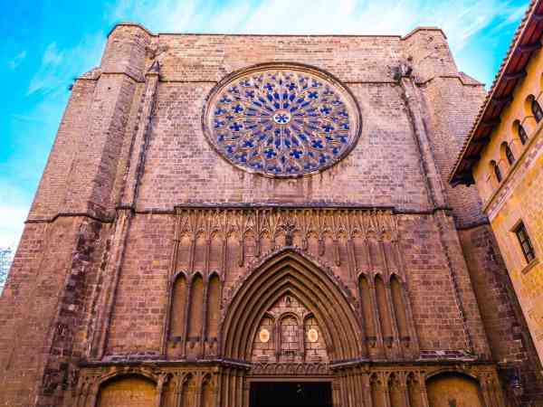 Тайны барселонского собора Санта-Мария-дель-Пи