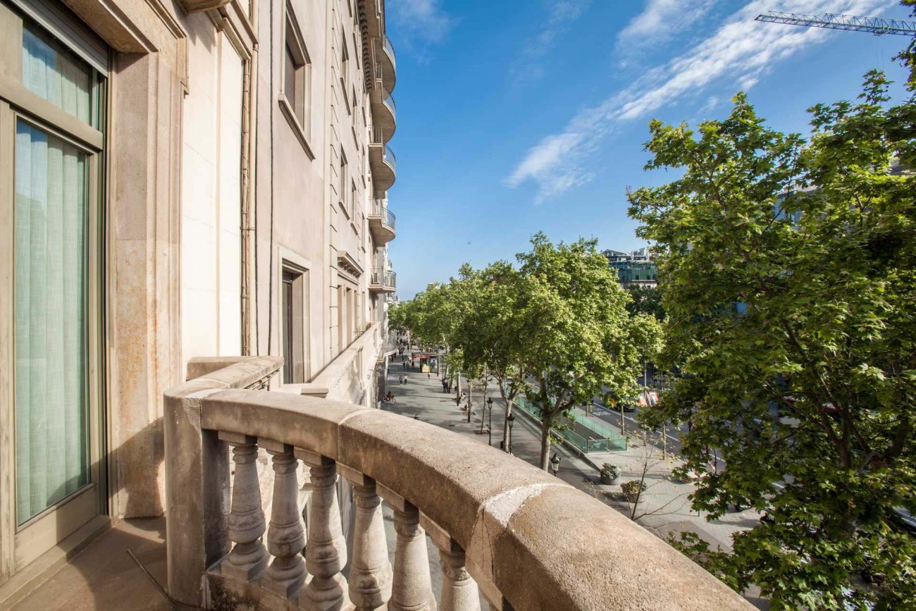 Потрясающая квартира напротив la Pedrera