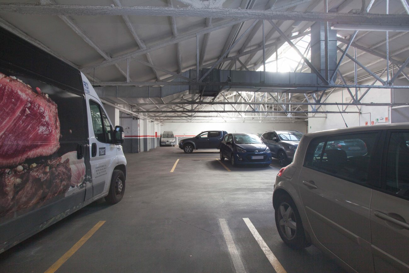 Большой паркинг с действующей лицензией
