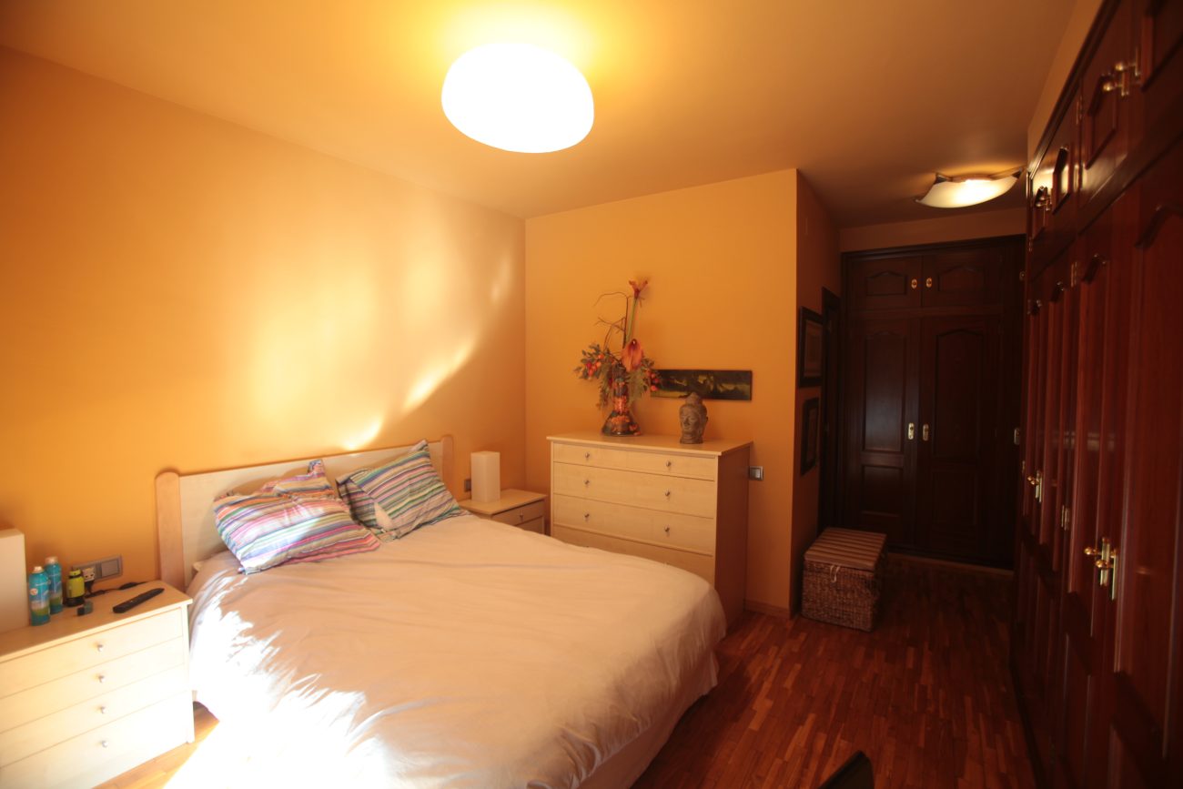 Большая квартира 150м² на одной из главных улиц Барселоны: Араго