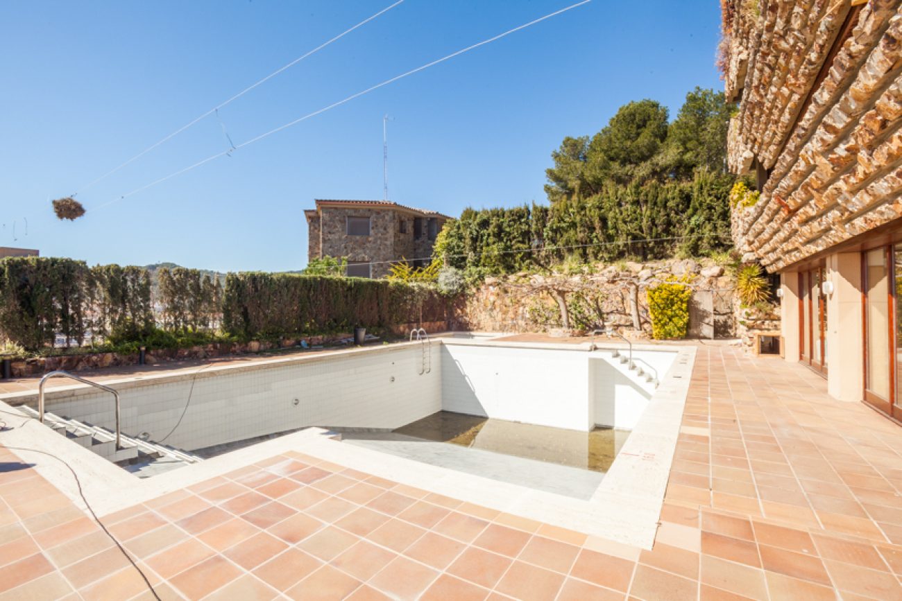 Уникальная квартира с видами на море в Тосса де Мар