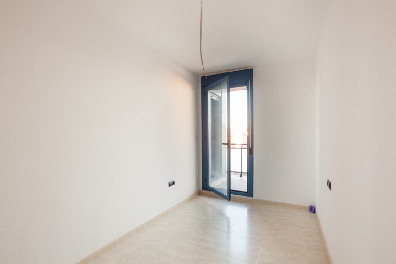 Квартира 110 м² с садом и бассейном, рядом с пляжем на Коста Дорада