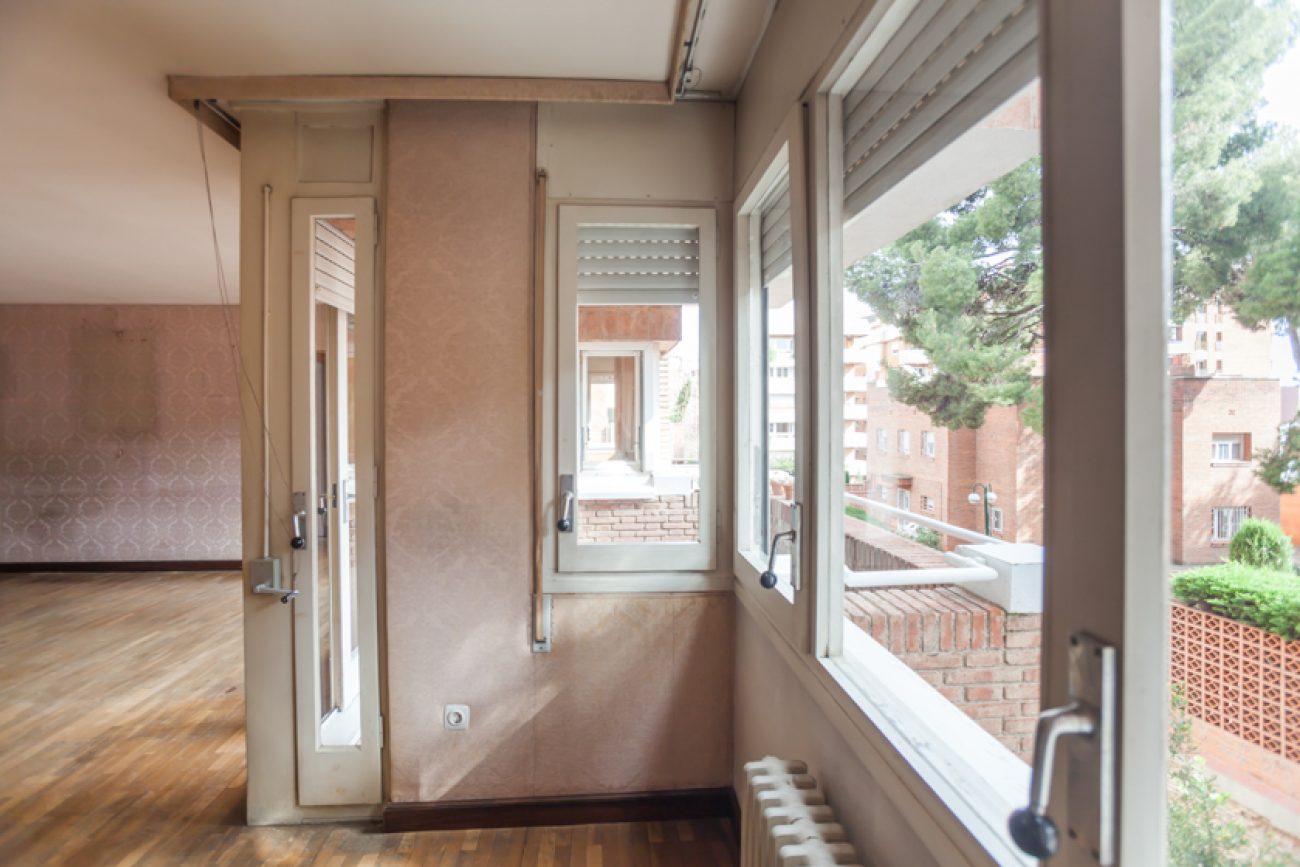 Инвестиционная квартира 215м² с гаражом, в элитном районе Барселоны, Сарриа