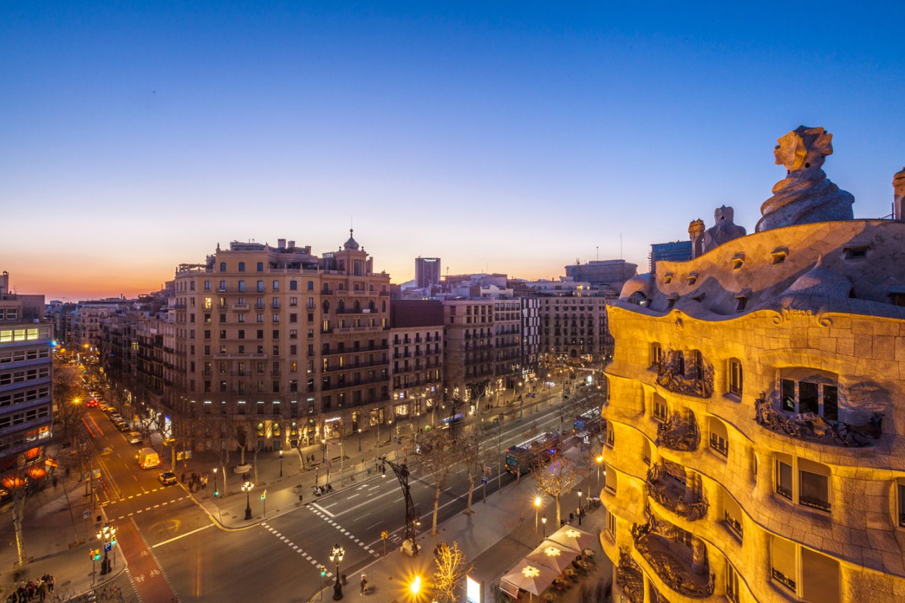 Потрясающая квартира напротив la Pedrera