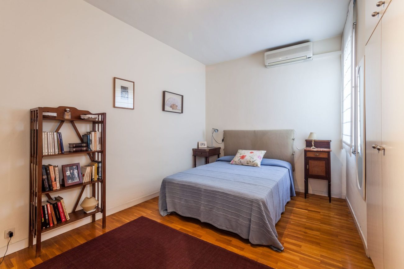 Квартира в Барселоне, 86м2, Eixample
