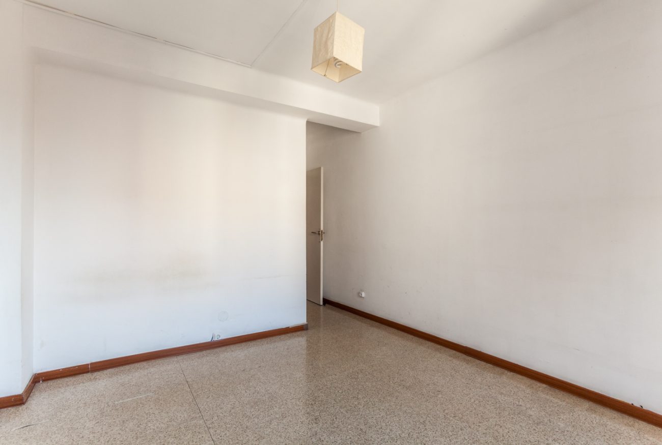 Светлая квартира с террасой в Eixample Dret