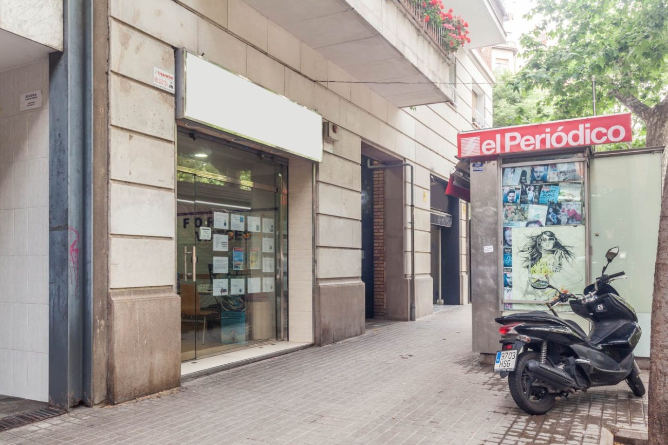 Коммерческая недвижимость в Барселоне, 84м2, Sant Antoni