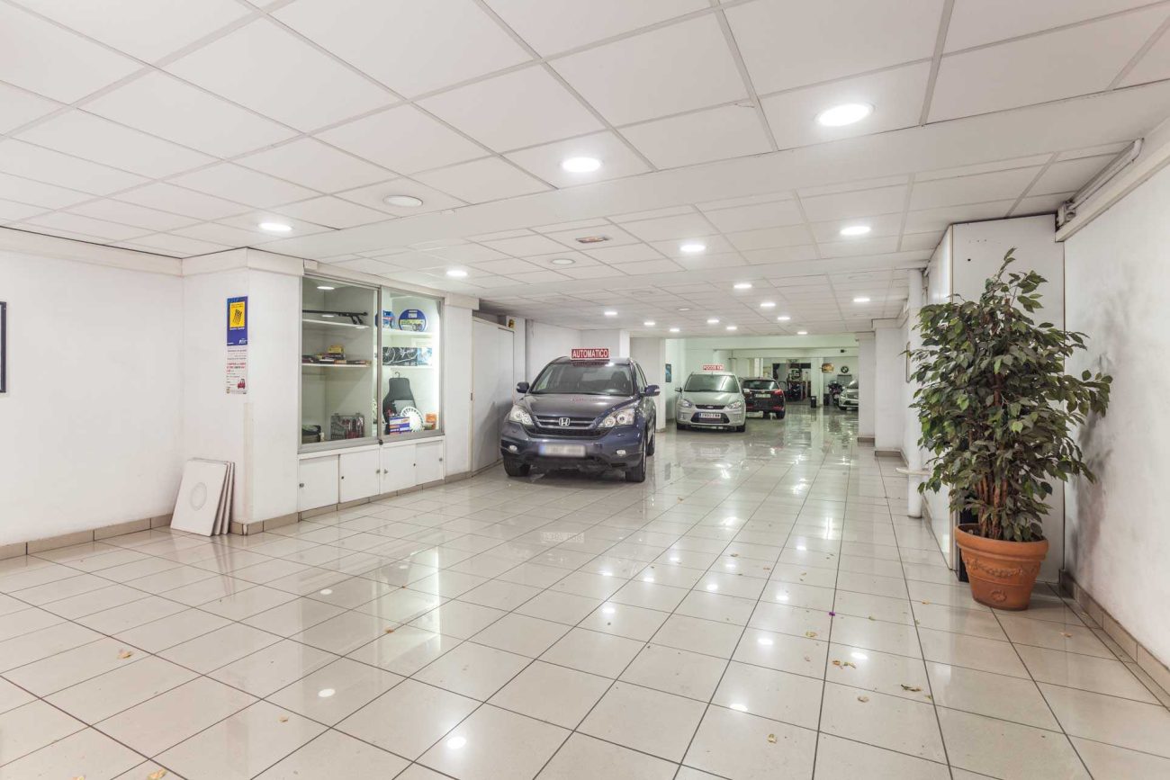 Продажа коммерческой недвижимости в Барселоне, 600м2, улица Provenza