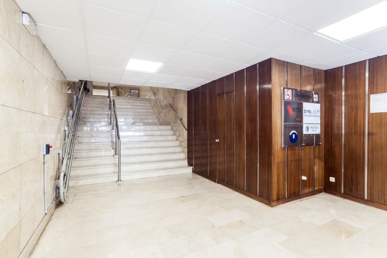 Офис в Барселоне, 185м2, улица Londres