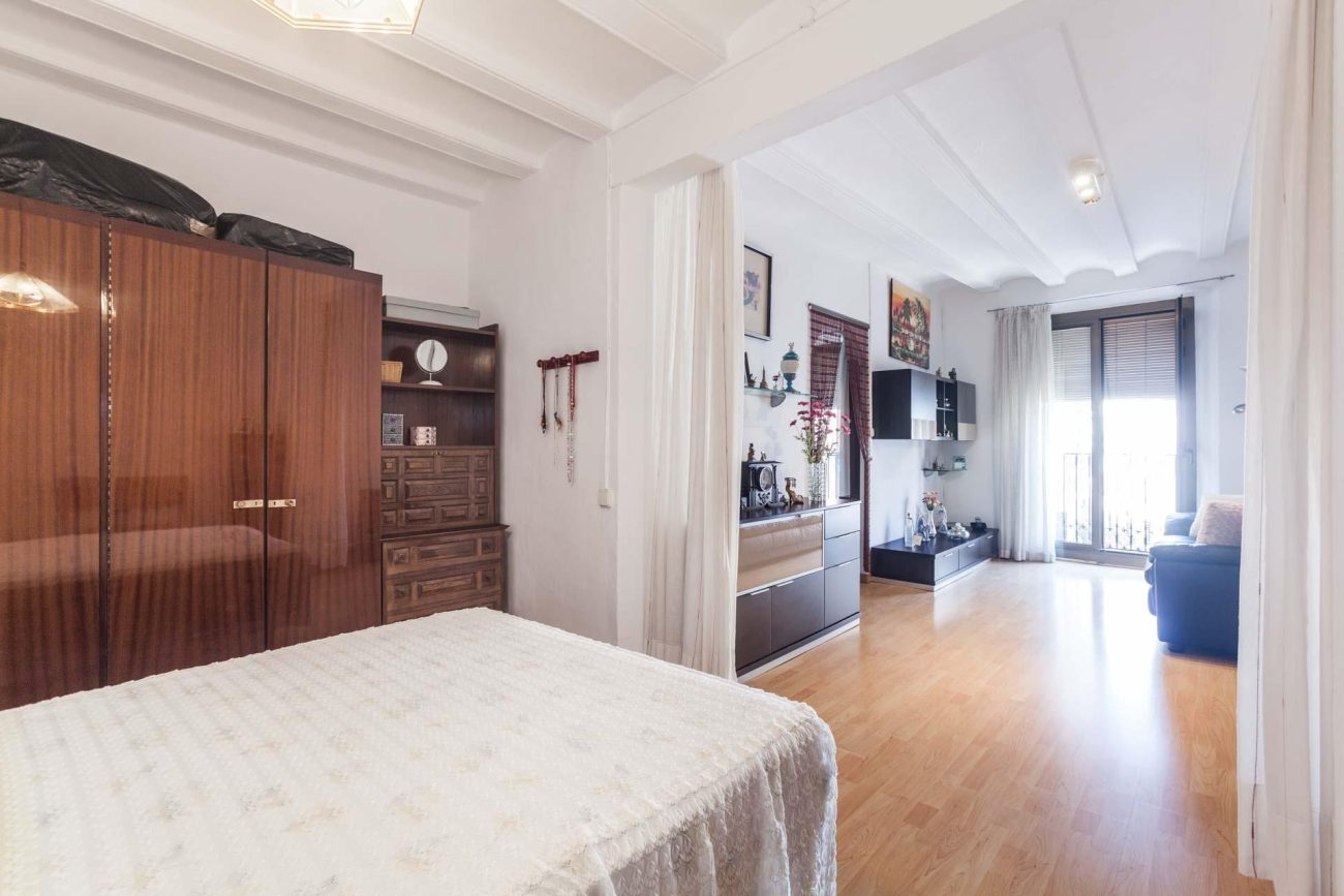 Квартира в Барселоне в центре Готического Квартала, 90м2