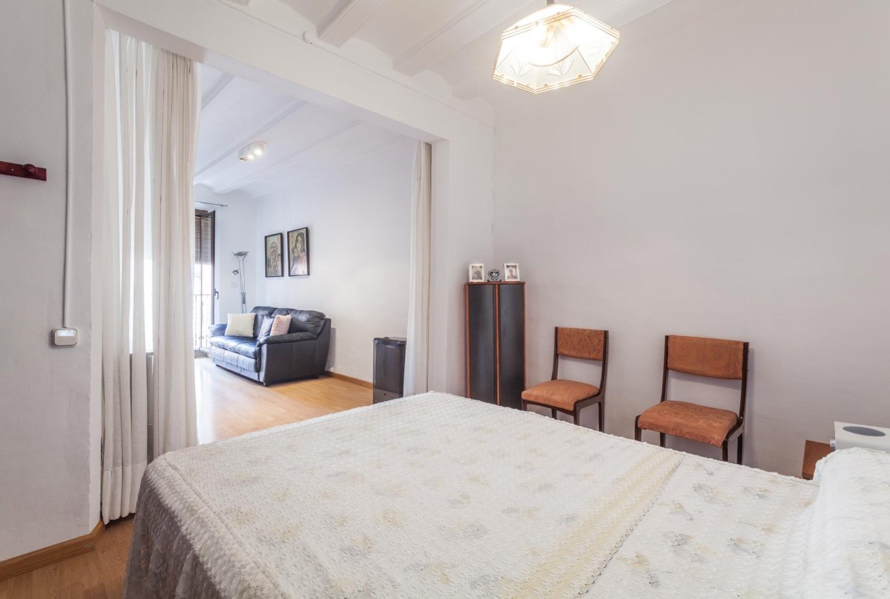 Квартира в Барселоне в центре Готического Квартала, 90м2