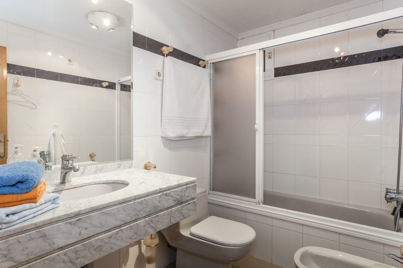 Просторная квартира 124 м² с террасой в районе Эшампле Барселоны