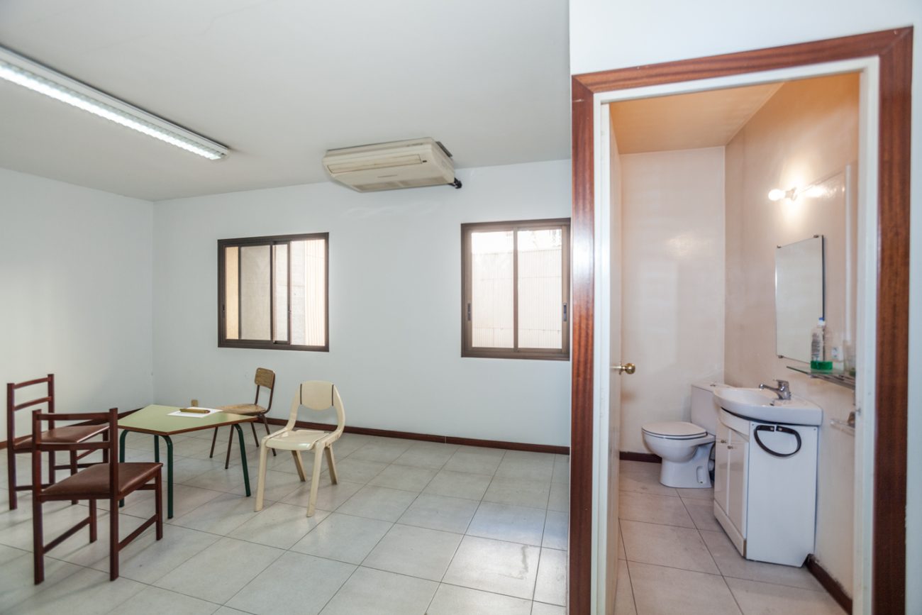 Помещение под офис 250 м² на продажу в Барселоне