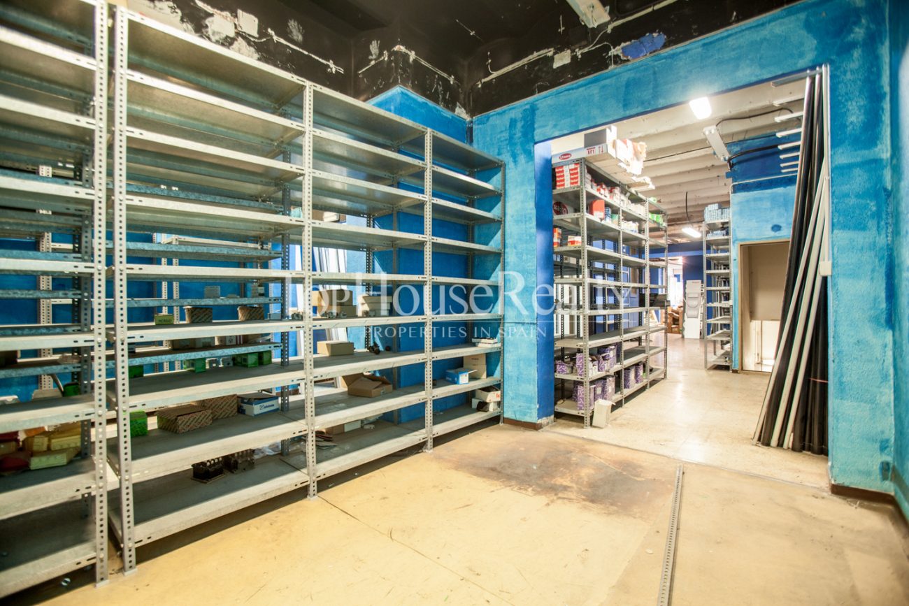 Коммерческое помещение на продажу на Paseo San Juan
