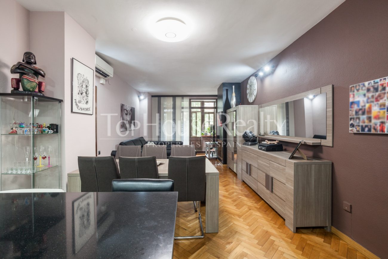 Фантастическая квартира на Travesera de Les Corts