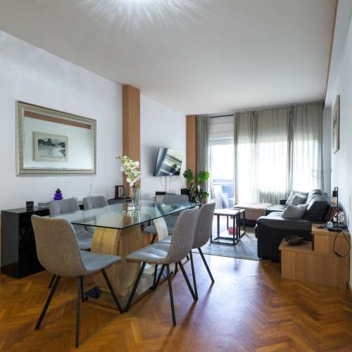 Светлая меблированная квартира в аренду в районе Les Corts