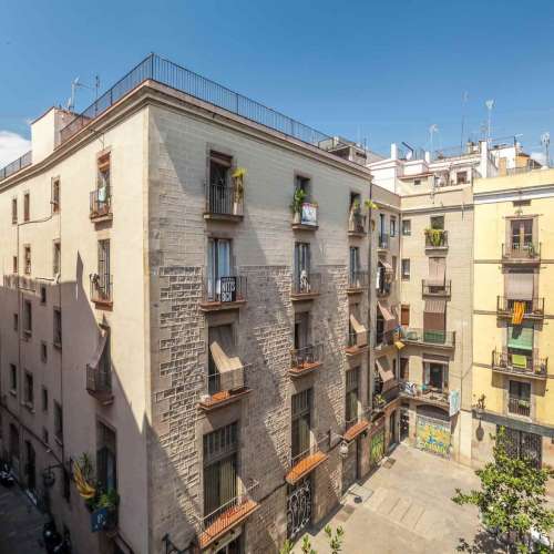 Квартира в Барселоне в центре Готического Квартала, 90м2