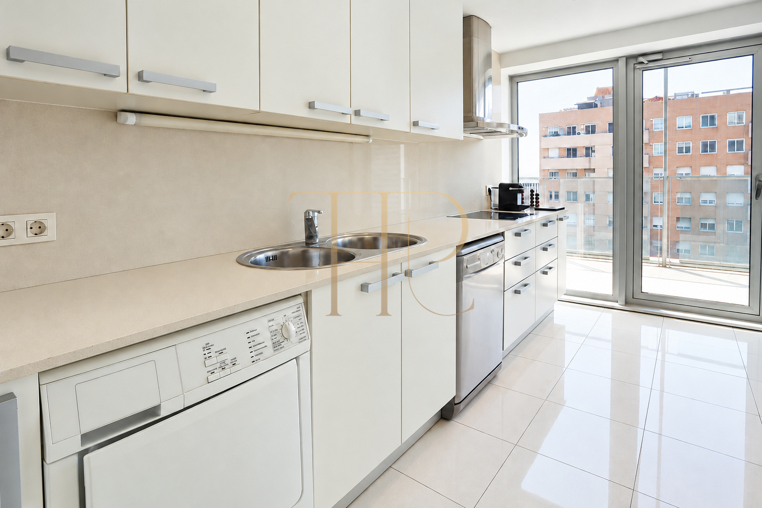 Сданный в аренду пентхаус с террасой 90 м² и видом на море в Диагональ-Мар
